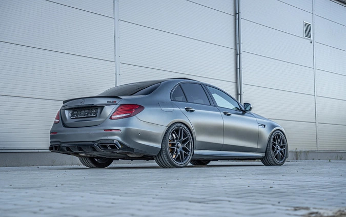 Mercedes-Benz Klasa E cena 339000 przebieg: 104000, rok produkcji 2017 z Tarnogród małe 667